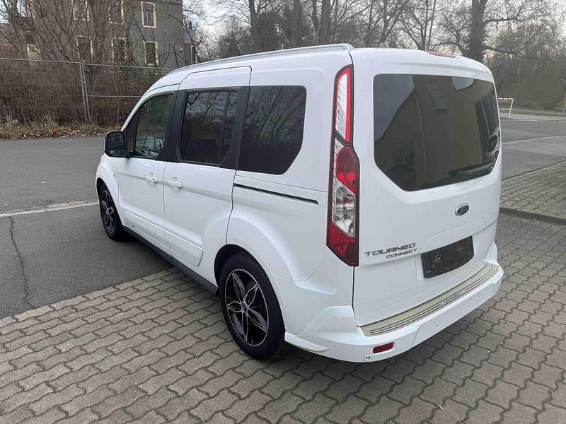Gebraucht Ford Tourneo Connect 120 PS (88 kW) 2015 Weiß Van / Kleinbus