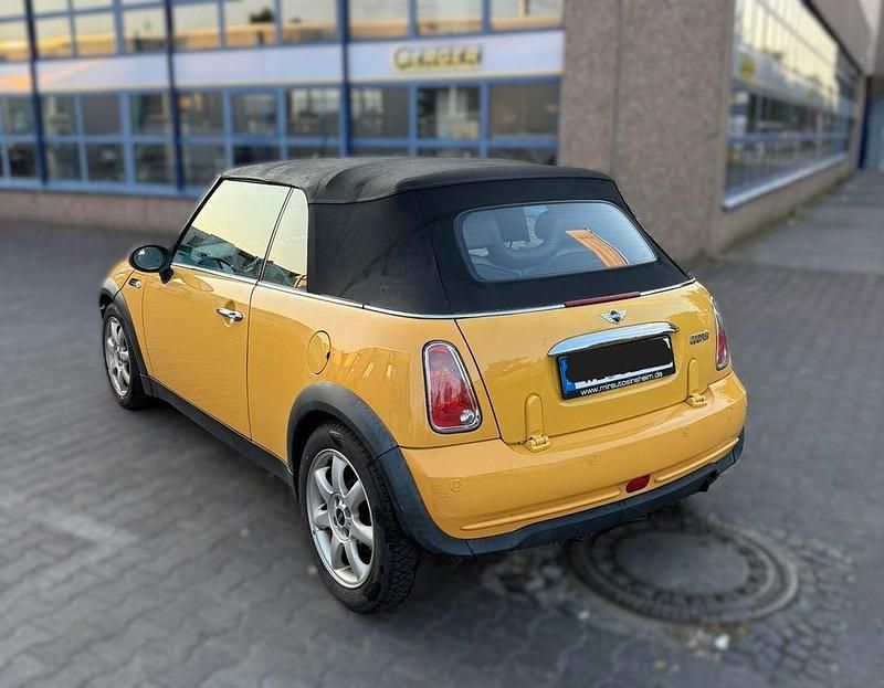Second-hand Mini Cooper Cabriolet 116 CP (85 kW) 2008 Galben Cabrio