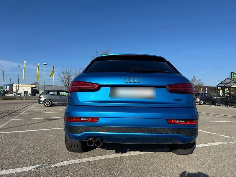Gebraucht Audi Q3 S-Line 184 PS (135 kW) 2017 Blau SUV
