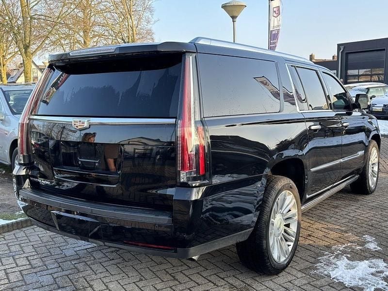 Gebraucht Cadillac Escalade 426 PS (313 kW) 2016 Schwarz SUV