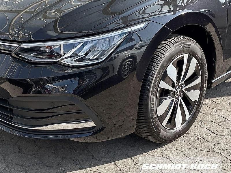 Gebraucht VW Golf VIII Move 150 PS (110 kW) 2023 Deep black perleffekt (schwarz) Limousine