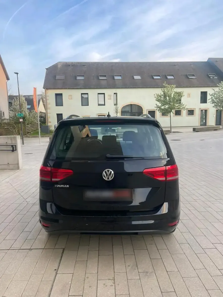 Gebraucht VW Touran 2018 Schwarz Van / Kleinbus