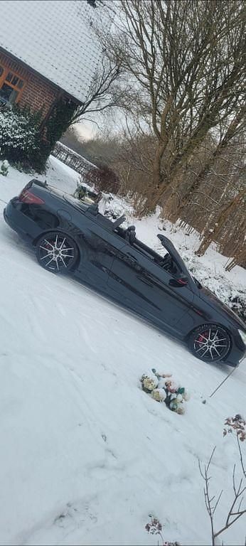 Gebraucht Mercedes E220 Avantgarde 170 PS (125 kW) 2012 Schwarz Cabrio