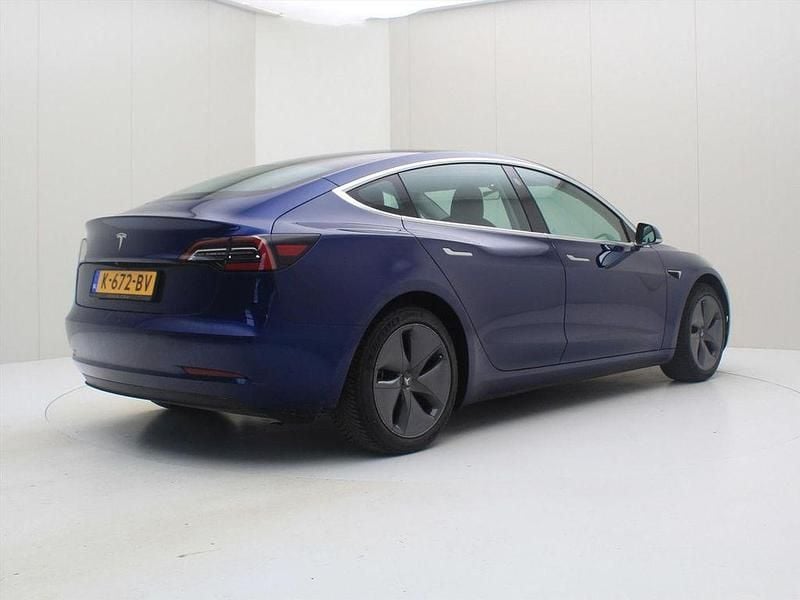 Gebraucht Tesla Model 3 Standard Range 225 kW (306 PS) 2020 Blau Limousine