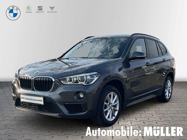 Grau Gebraucht 2018 BMW X1 Advantage SUV | 19.790 € (Etwas zu teuer) - Bild 1/2