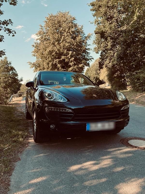 Gebraucht Porsche Cayenne 300 PS (220 kW) 2012 Schwarz SUV