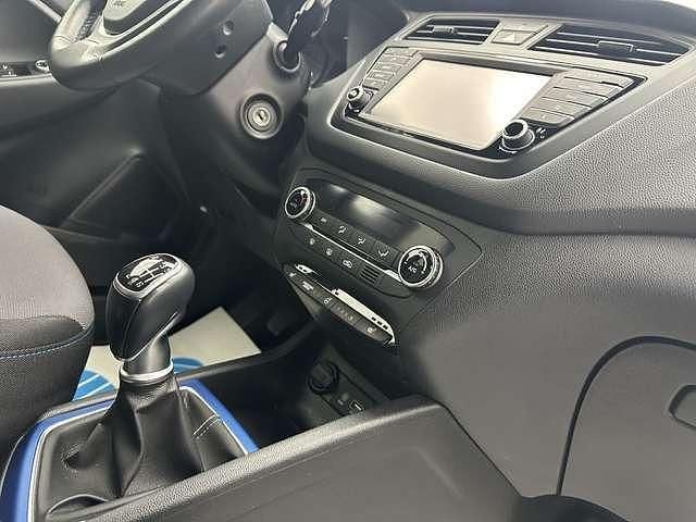 Gebraucht Hyundai i20 Passion 120 PS (88 kW) 2017 Weiß metallic