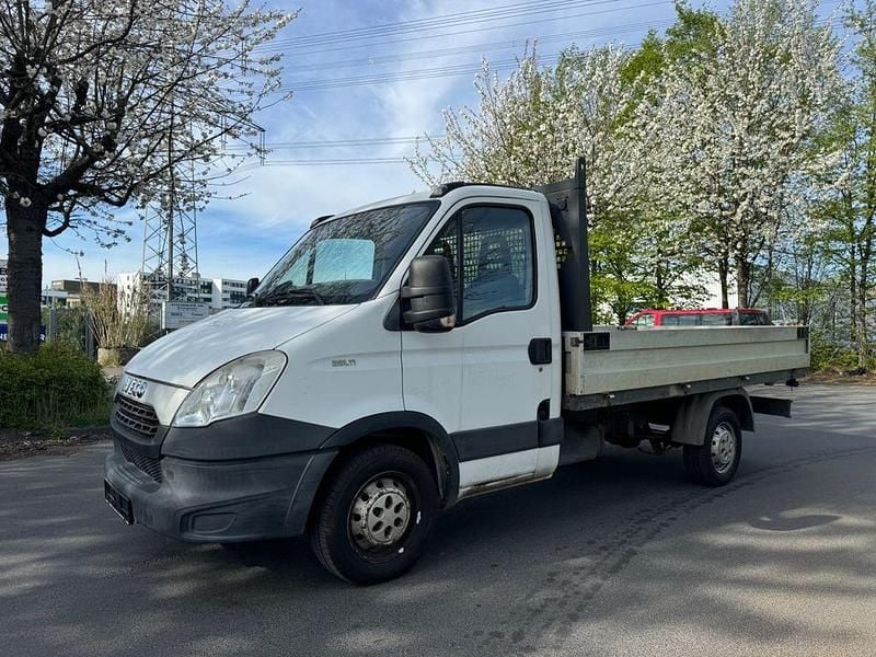 Second-hand Iveco Daily 106 CP (77 kW) 2013 Alb
