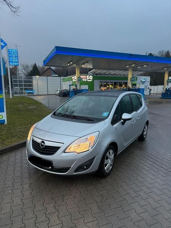 Gebraucht Opel Meriva 120 PS (88 kW) 2010 Silber Van / Kleinbus