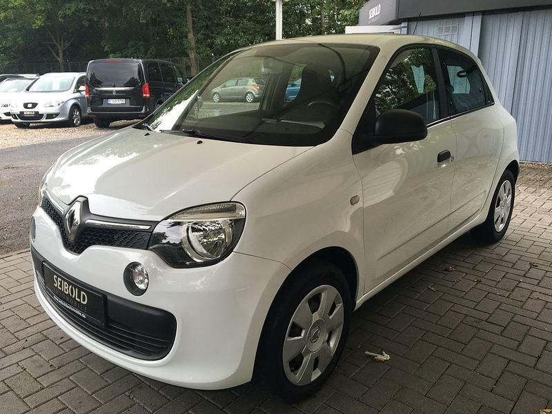 Weiß Gebraucht 2017 Renault Twingo Life Kleinwagen | 7.880 € (Fairer Preis) - Bild 1/4