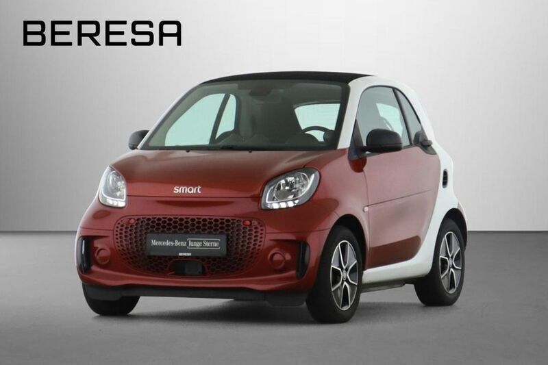Rot bodypanels in carmine red (metallic) Gebraucht 2021 Smart ForTwo Electric Drive Kleinwagen | 8.980 € (Guter Preis) - Bild 1/4