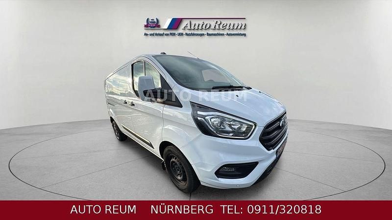 Gebraucht Ford Transit Custom 170 PS (125 kW) 2021 Weiß Van / Kleinbus