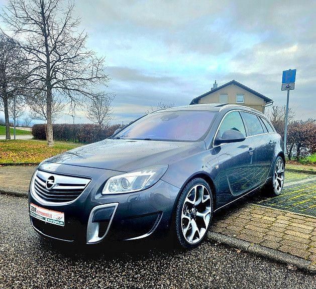Karbongrau Gebraucht 2012 Opel Insignia OPC Kombi | 9.995 € (Fairer Preis) - Bild 1/4