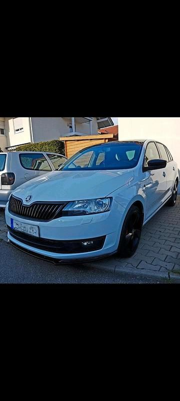 Weiß Gebraucht 2014 Skoda Rapid Limousine | 9.600 € (Etwas zu teuer) - Bild 1/4