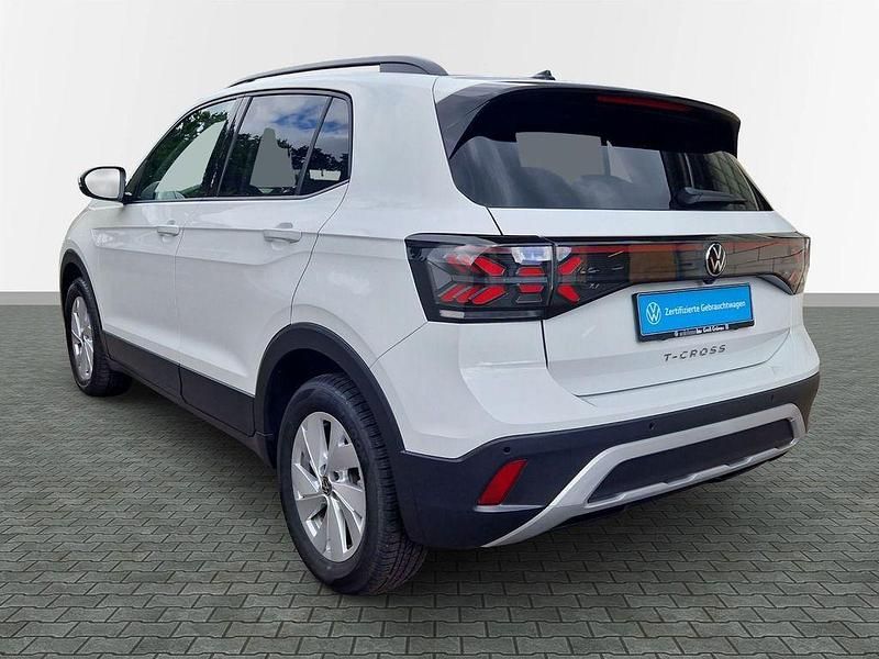 Gebraucht VW T-Cross Life 116 PS (85 kW) 2024 Pure white SUV