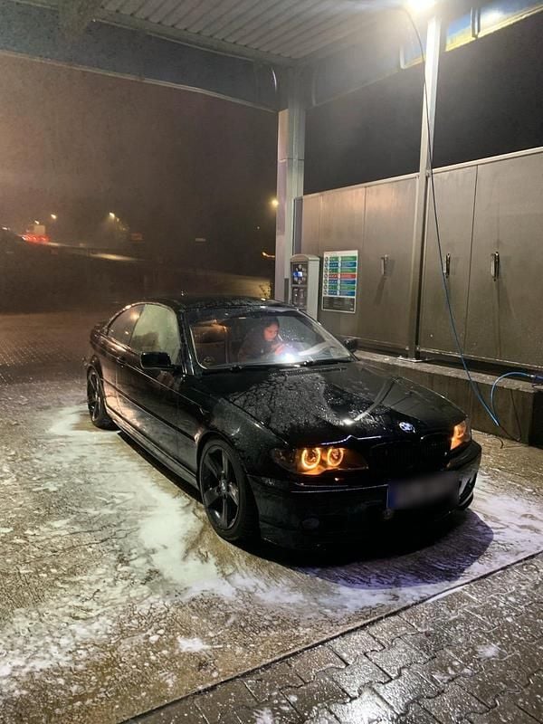 Gebraucht BMW 325 192 PS (141 kW) 2003 Schwarz Coupé