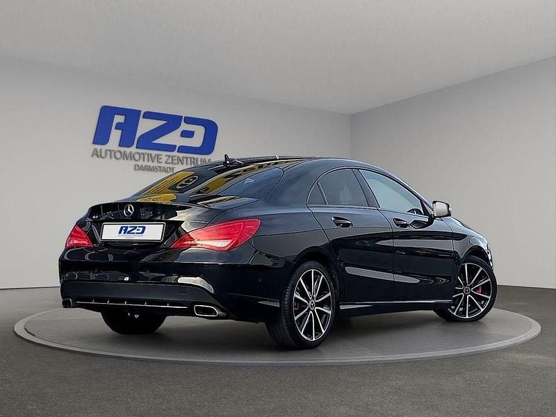 Gebraucht Mercedes CLA180 122 PS (89 kW) 2013 Schwarz Limousine
