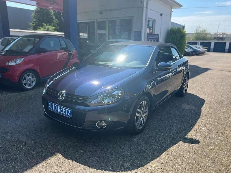 Night blue metallic Gebraucht 2013 VW Golf Cabriolet Cabrio | 8.990 € (Etwas zu teuer) - Bild 1/4