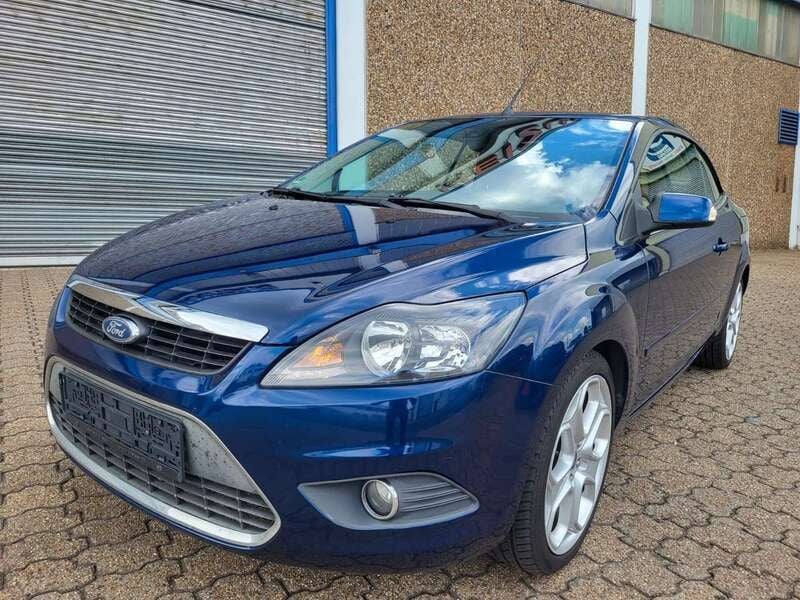 Blau Gebraucht 2009 Ford Focus Cabriolet Titanium Cabrio | 2.800 € (Superpreis) - Bild 1/4