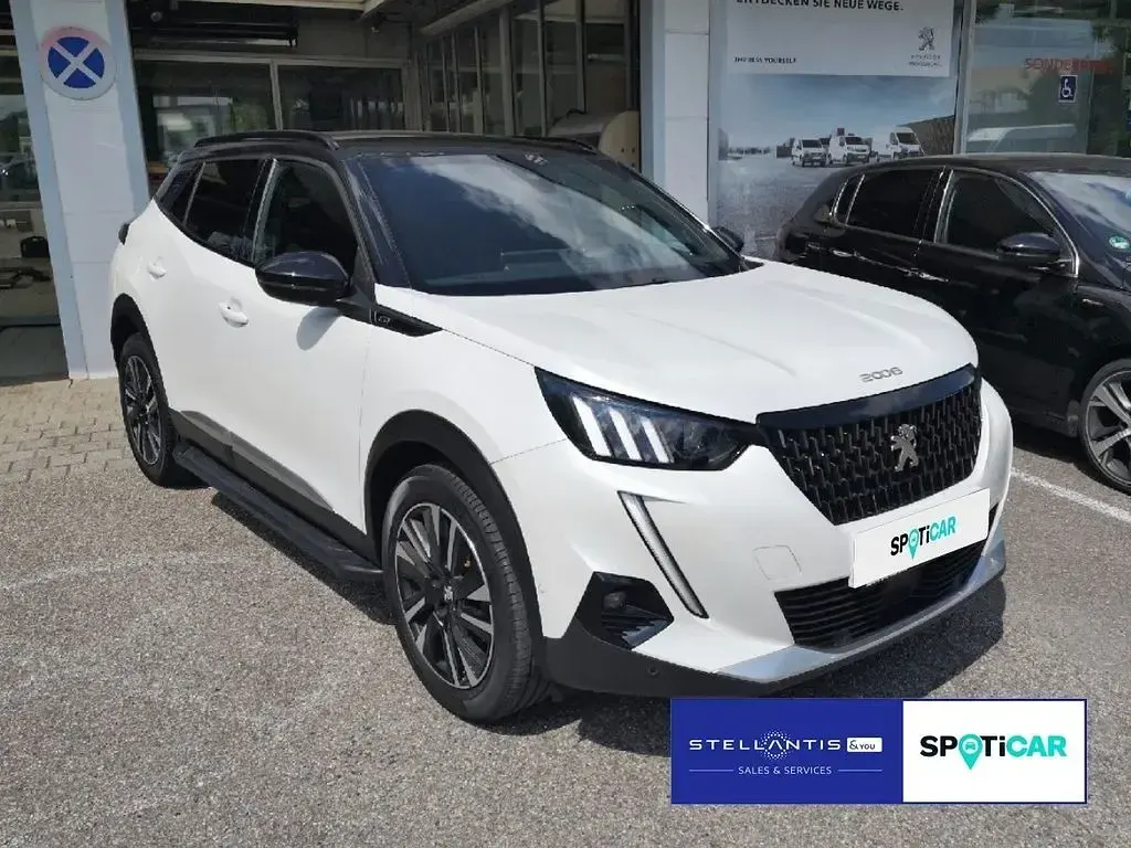 Gebraucht Peugeot 2008 GT 155 PS (114 kW) 2020 Weiß SUV