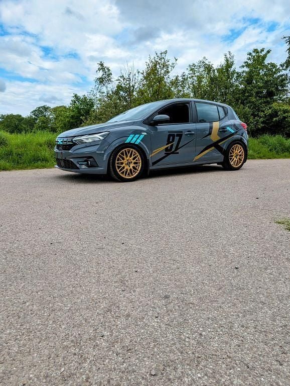 Gebraucht Dacia Sandero Expression 101 PS (74 kW) 2023 Grau Limousine