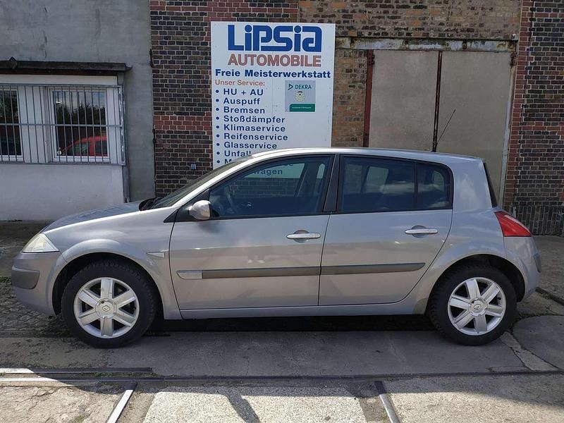Gebraucht Renault Mégane II 113 PS (83 kW) 2005 Beige Kleinwagen