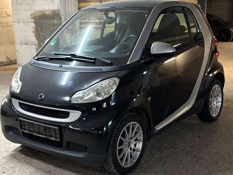 Schwarz Gebraucht 2009 Smart ForTwo Coupé Passion Coupé | 2.650 € (Guter Preis) - Bild 1/4