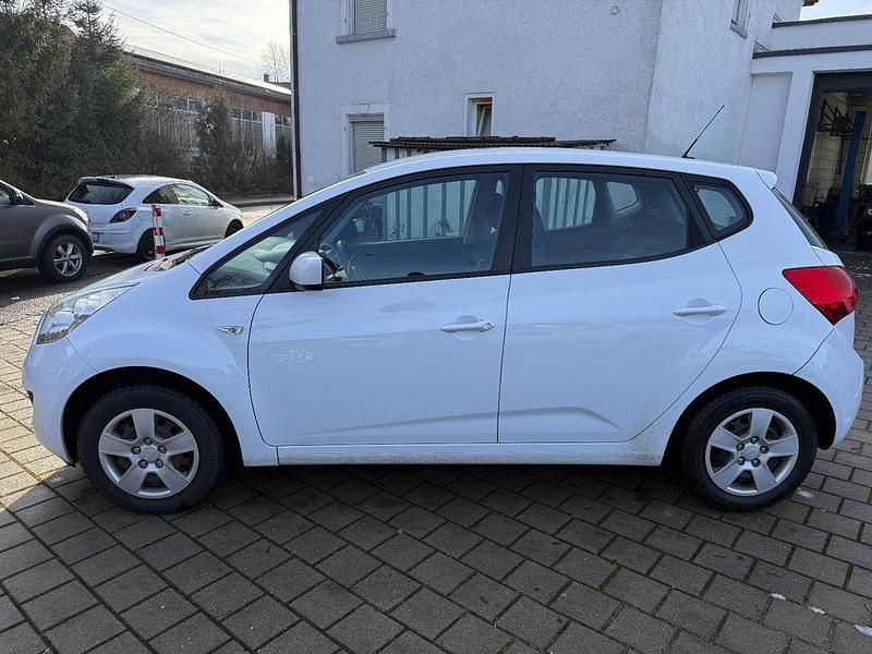 Gebraucht Kia Venga Vision 90 PS (66 kW) 2011 Weiß Kleinwagen