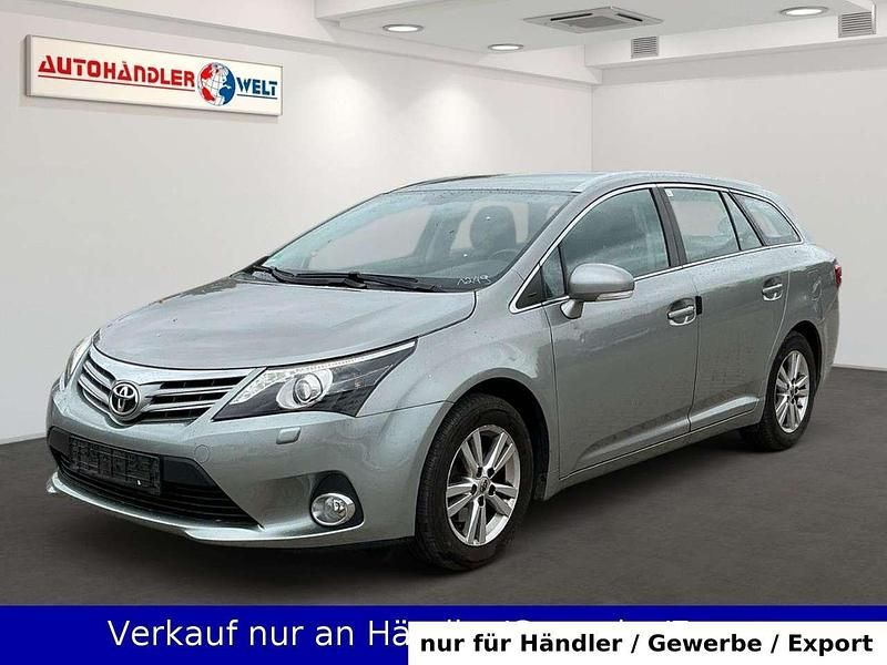 Grau Gebraucht 2012 Toyota Avensis Edition Kombi | 7.199 € (Guter Preis) - Bild 1/3