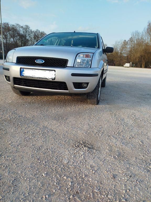 Gebraucht Ford Fusion 2005 Grau Kleinwagen