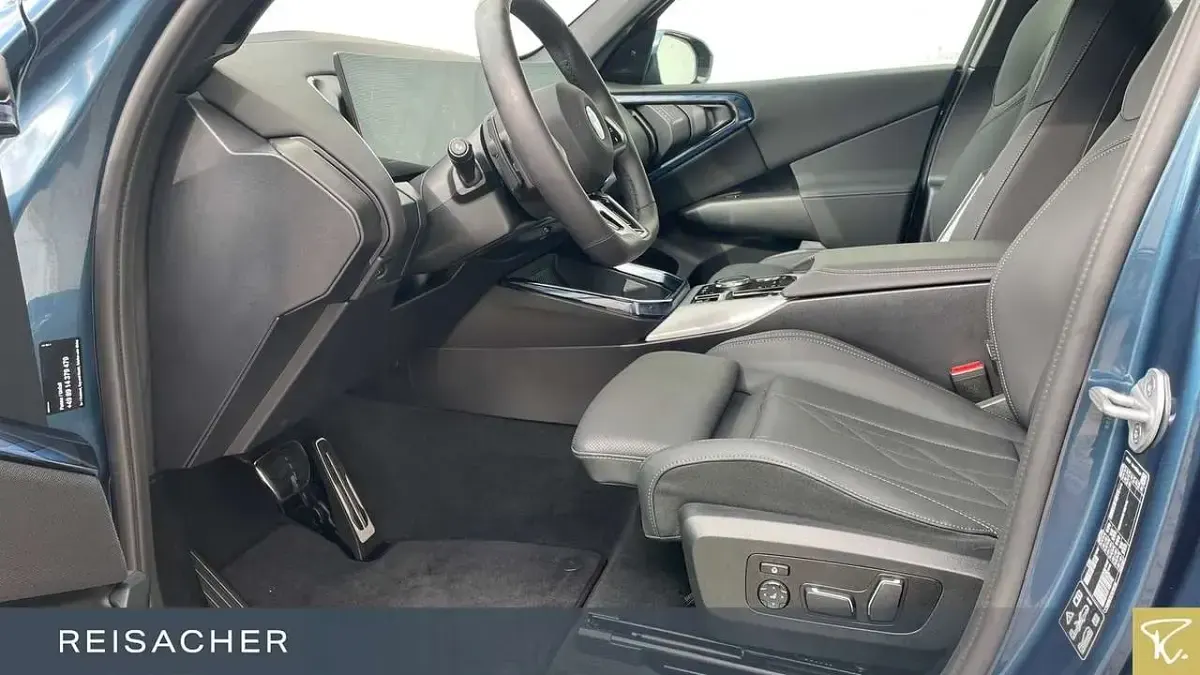 Gebraucht BMW X3 M Sport 190 PS (139 kW) 2025 Arctic race blue metallic SUV