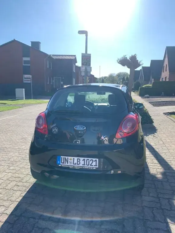 Usata Ford Ka Trend 69 CV (50 kW) 2009 Nero Utilitaria