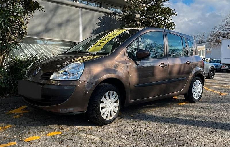 Second-hand Renault Modus 103 CP (75 kW) 2012 Maro Monovolum