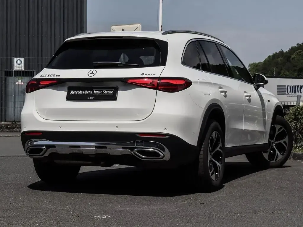 Gebraucht Mercedes GLC300de Avantgarde 197 PS (144 kW) 2025 Weiss unilack polarweiss SUV