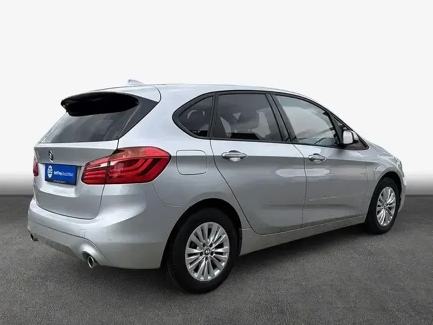 Gebraucht BMW 220 Advantage 192 PS (141 kW) 2020 Silber Kombi
