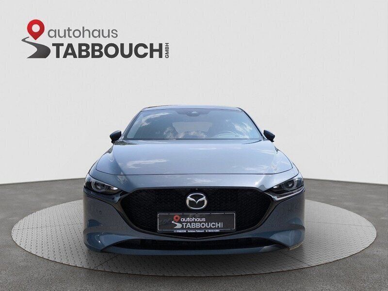 Grau Gebraucht 2019 Mazda 3 Selection Limousine | 16.999 € (Fairer Preis) - Bild 1/4