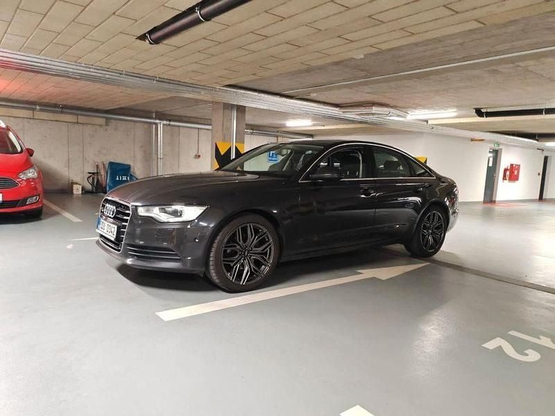 Grau Gebraucht 2013 Audi A6 Limousine | 8.550 € (Superpreis) - Bild 1/4