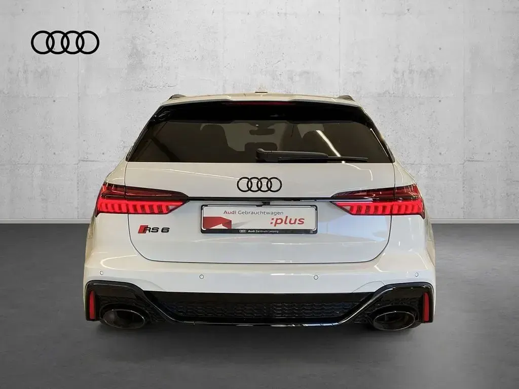 Gebraucht Audi RS6 Ambiente 600 PS (441 kW) 2025 Gletscherweiß metallic Kombi