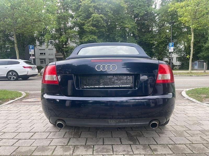 Gebraucht Audi A4 Cabriolet Ambiente 163 PS (119 kW) 2005 Blau Cabrio