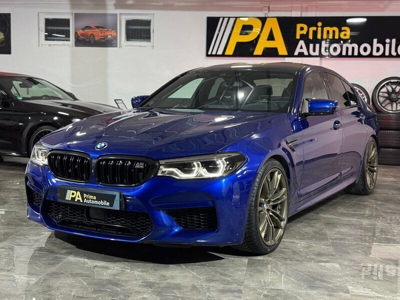 Blau Gebraucht 2018 BMW M5 Shadowline Limousine | 71.399 € (Teuer) - Bild 1/4