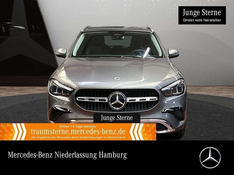 Mountain grau Gebraucht 2025 Mercedes GLA200 Progressive SUV | 38.990 € (Guter Preis) - Bild 1/3