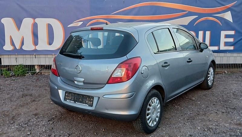 Gebraucht Opel Corsa Basis 60 PS (44 kW) 2008 Lichtsilber m2 Kleinwagen