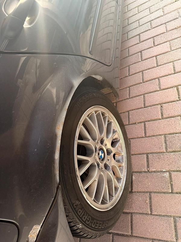 Gebraucht BMW 325 192 PS (141 kW) 2002 Grau Limousine