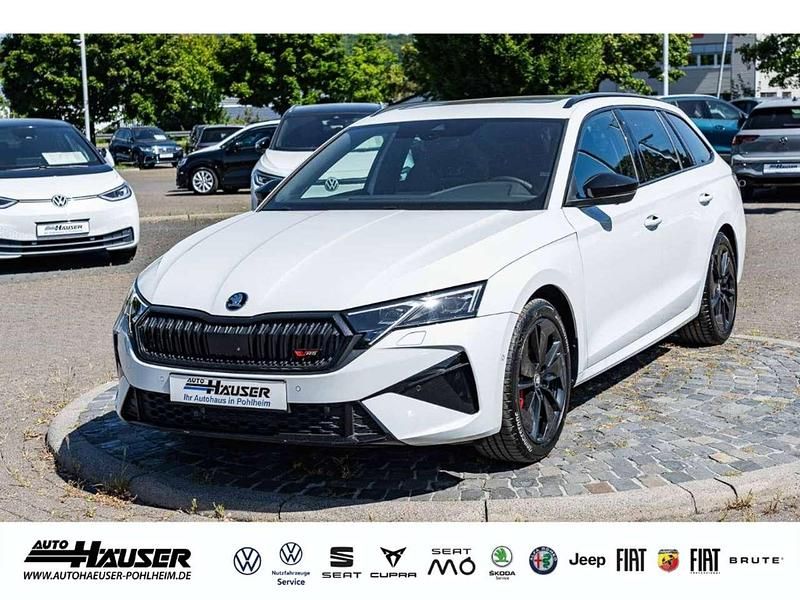 Moonweiss metallic Neu 2025 Skoda Octavia RS Kombi | 38.895 € (Superpreis) - Bild 1/4