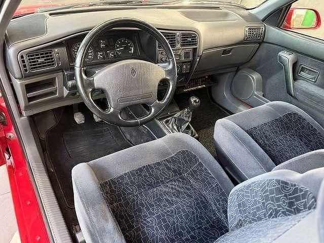 Gebraucht Renault 19 135 PS (99 kW) 1995 Rot Limousine