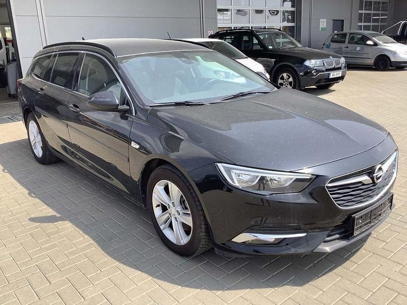 Schwarz Gebraucht 2018 Opel Insignia Kombi | 11.998 € (Superpreis) - Bild 1/4