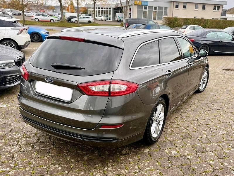 Gebraucht Ford Mondeo 160 PS (117 kW) 2018 Grau Kombi