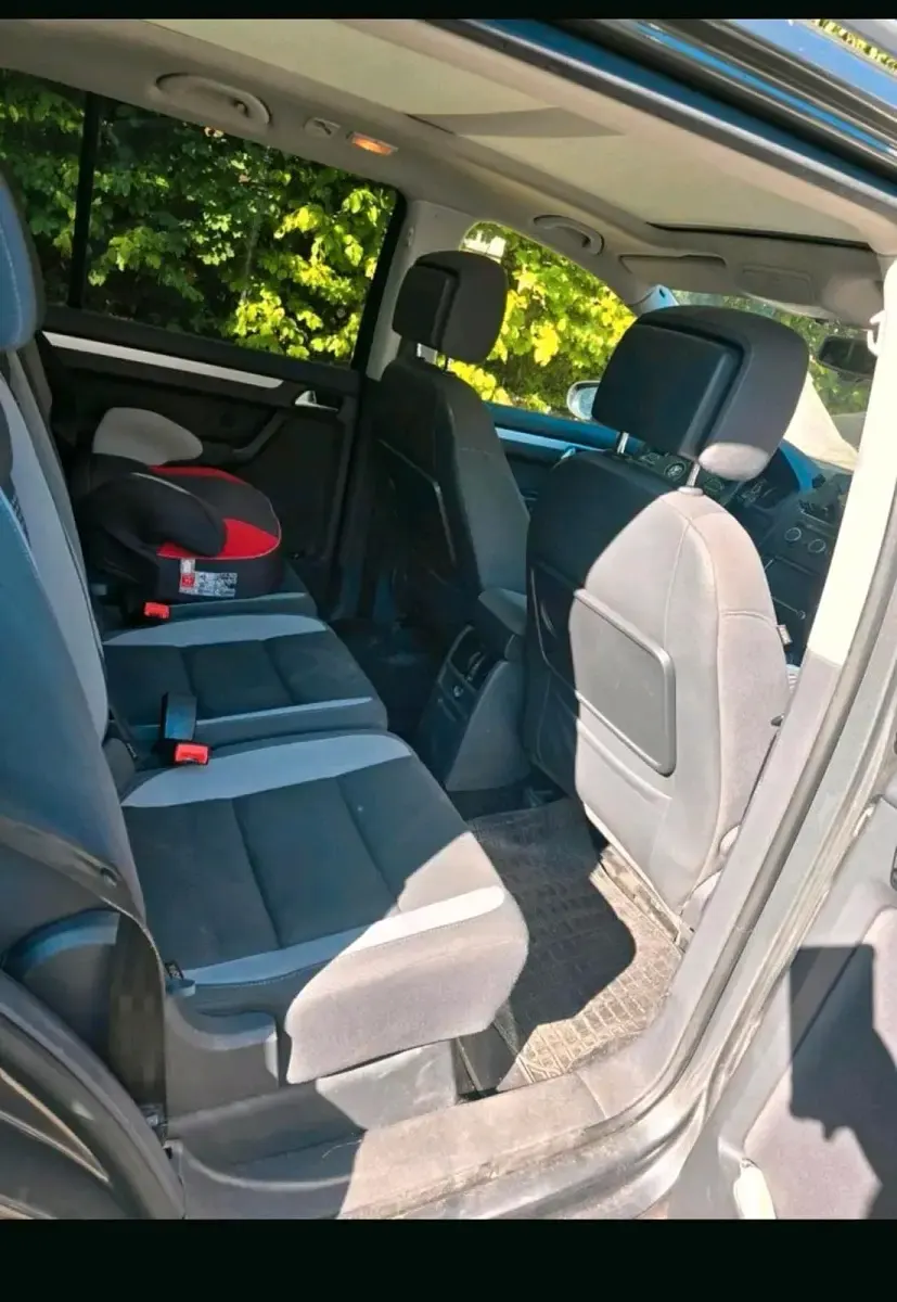 Gebraucht VW Touran 140 PS (102 kW) 2013 Grau Van / Kleinbus