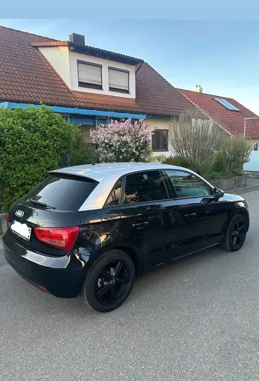 Second-hand Audi A1 Ambition 86 CP (63 kW) 2013 Negru Hatchback