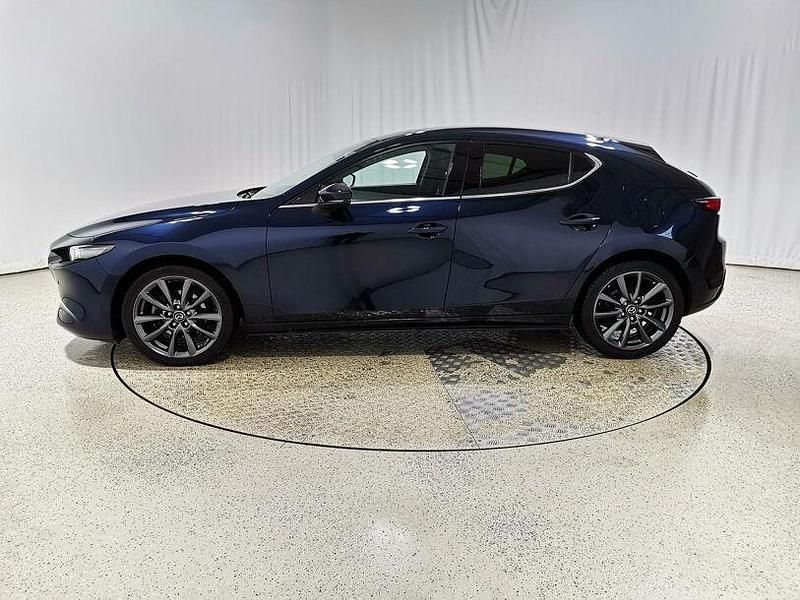 Gebraucht Mazda 3 Selection 179 PS (131 kW) 2020 Deep crystal blue Limousine